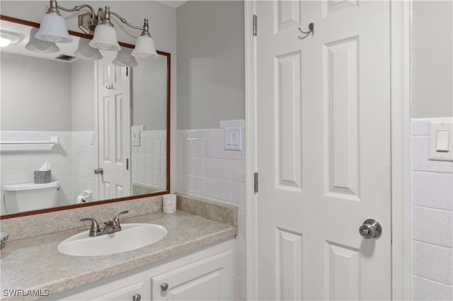 788 Park Shore DR B34, Naples, FL 34103