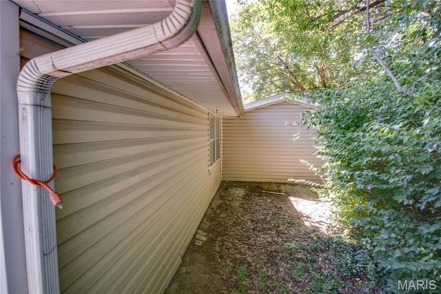 5 Columbus Drive, Belleville, IL 62226