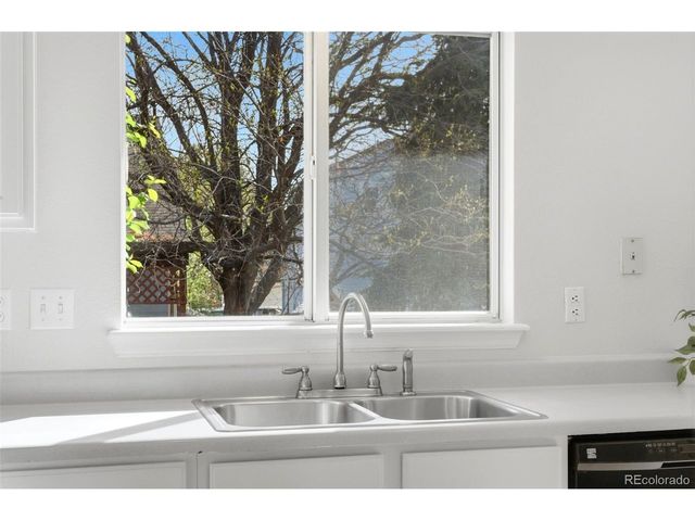 2164 S Waco St, Aurora, CO 80013