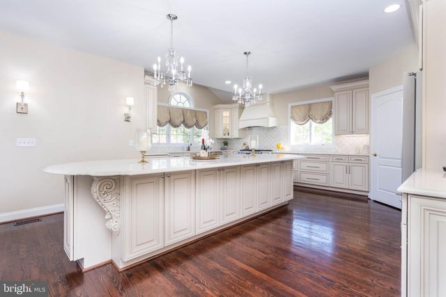 15214 GOLF VIEW DR, Haymarket, VA 20169