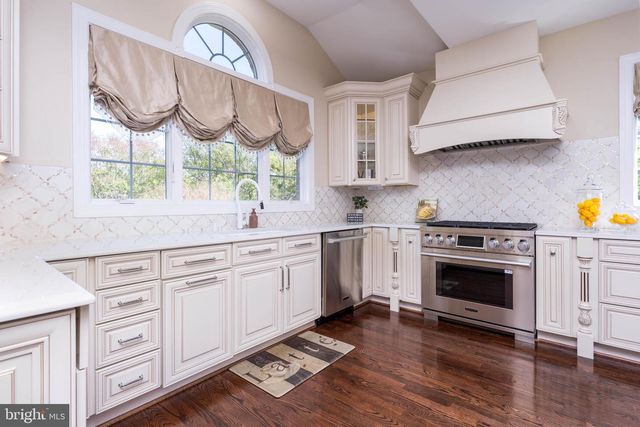 15214 GOLF VIEW DR, Haymarket, VA 20169