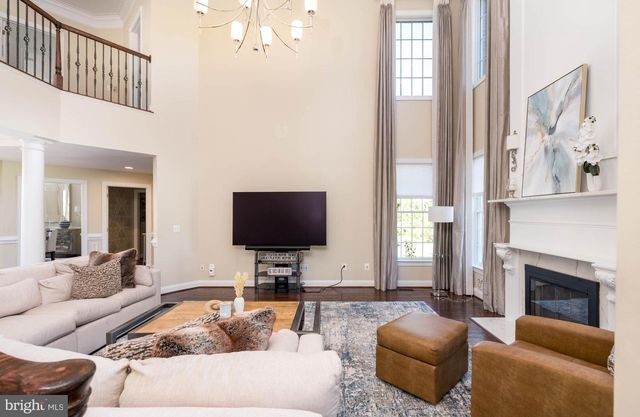 15214 GOLF VIEW DR, Haymarket, VA 20169