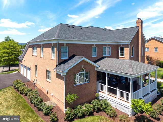 15214 GOLF VIEW DR, Haymarket, VA 20169