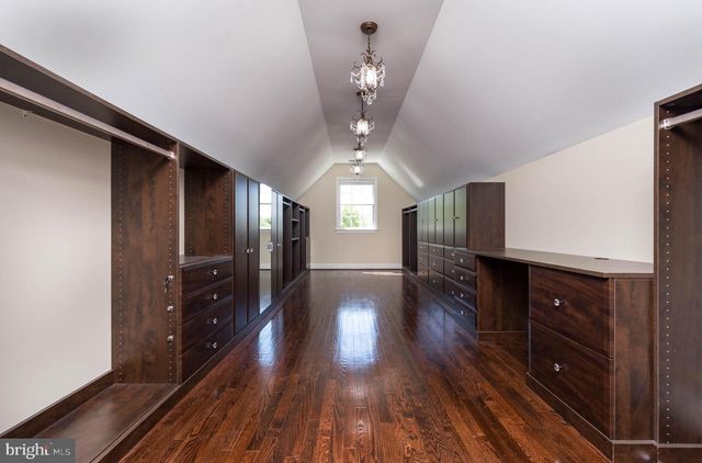 15214 GOLF VIEW DR, Haymarket, VA 20169