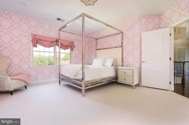 15214 GOLF VIEW DR, Haymarket, VA 20169