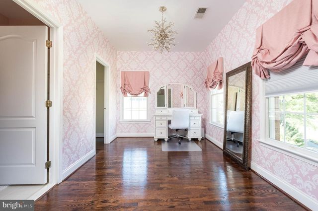 15214 GOLF VIEW DR, Haymarket, VA 20169