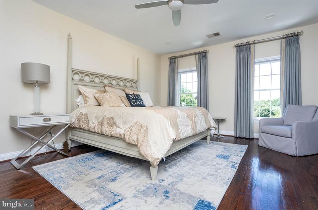 15214 GOLF VIEW DR, Haymarket, VA 20169