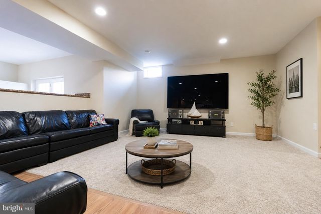15214 GOLF VIEW DR, Haymarket, VA 20169