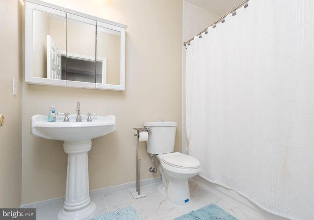 15214 GOLF VIEW DR, Haymarket, VA 20169