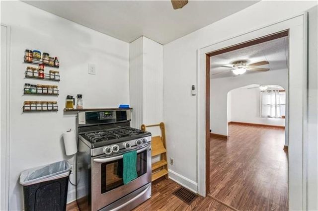 31 N 72nd Street, Kansas City, KS 66111