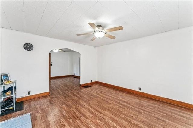 31 N 72nd Street, Kansas City, KS 66111