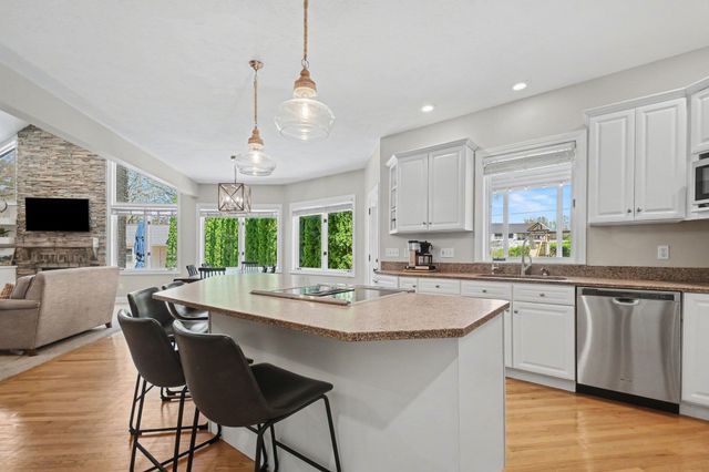 58590 Glenriver Drive, Goshen, IN 46528