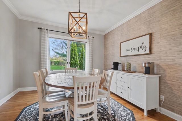 58590 Glenriver Drive, Goshen, IN 46528