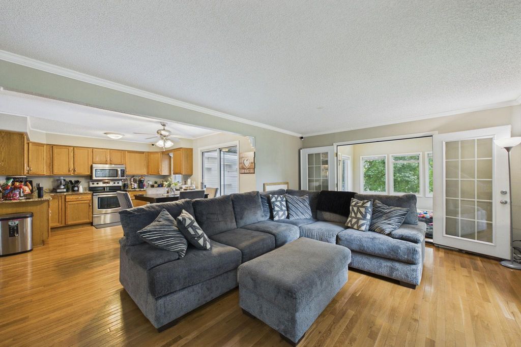 4400 Churchill Street, Shoreview, MN 55126 — exterior