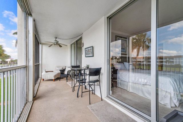 100 Paradise Harbour Boulevard 208, North Palm Beach, FL 33408