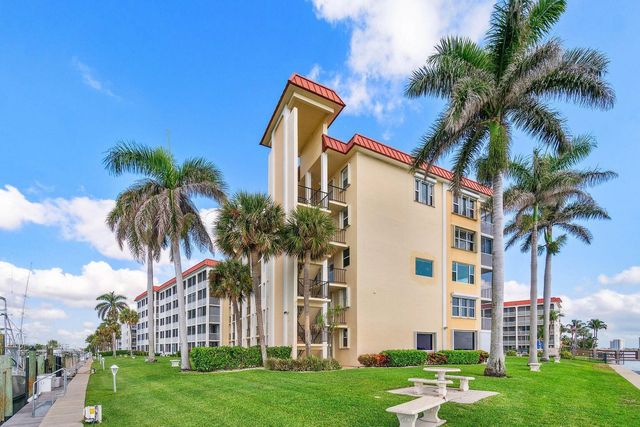 100 Paradise Harbour Boulevard 208, North Palm Beach, FL 33408