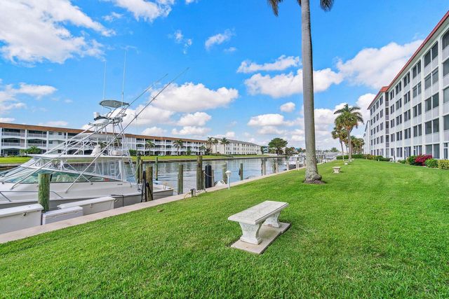100 Paradise Harbour Boulevard 208, North Palm Beach, FL 33408