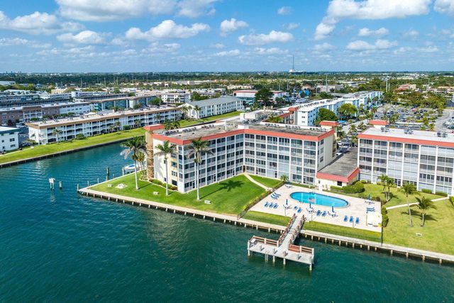 100 Paradise Harbour Boulevard 208, North Palm Beach, FL 33408