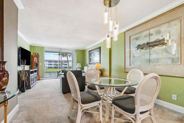 100 Paradise Harbour Boulevard 208, North Palm Beach, FL 33408