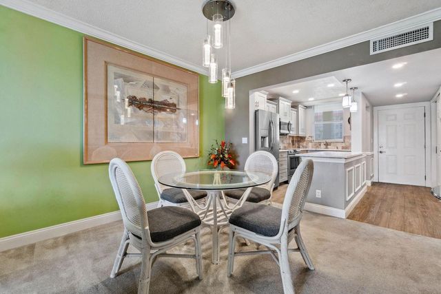100 Paradise Harbour Boulevard 208, North Palm Beach, FL 33408