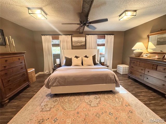 42 Sherwood Estates Lane, Hannibal, MO 63401