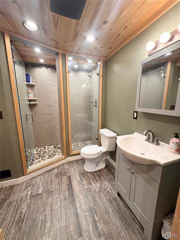 42 Sherwood Estates Lane, Hannibal, MO 63401