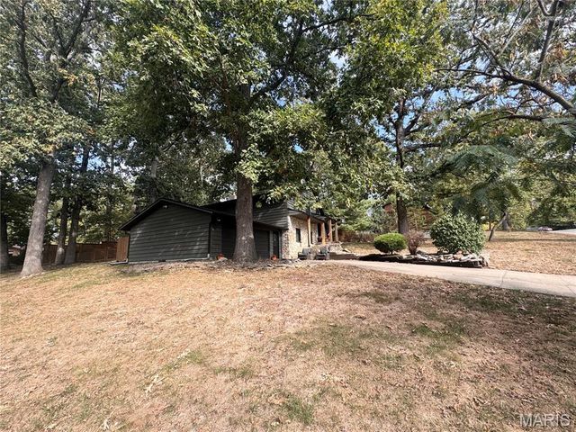 42 Sherwood Estates Lane, Hannibal, MO 63401