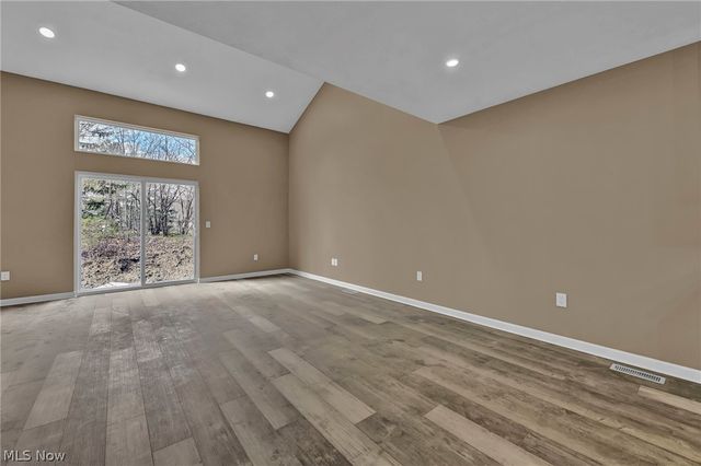 1402 Mussel Shoals Drive, Brunswick, OH 44212