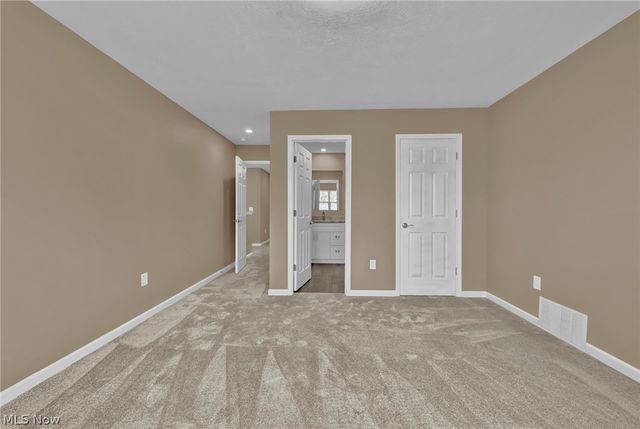 1402 Mussel Shoals Drive, Brunswick, OH 44212