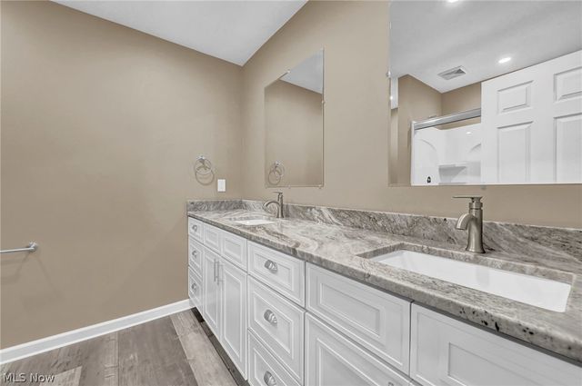 1402 Mussel Shoals Drive, Brunswick, OH 44212