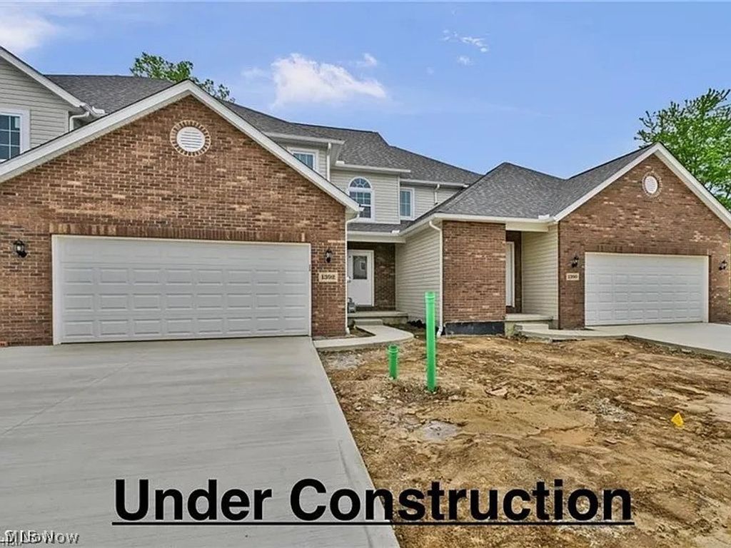 1402 Mussel Shoals Drive, Brunswick, OH 44212