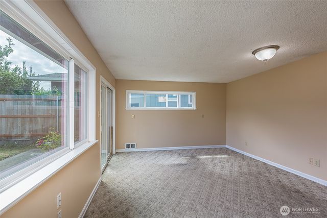 717 E Spruce Street, Sequim, WA 98382