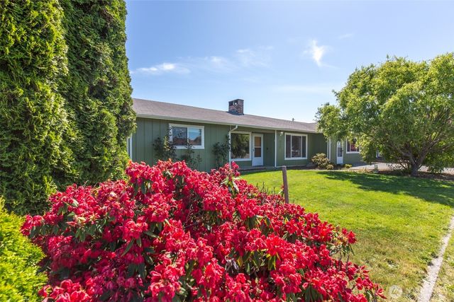717 E Spruce Street, Sequim, WA 98382