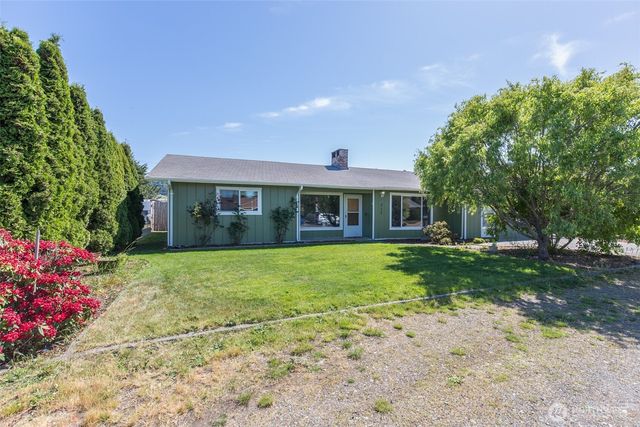 717 E Spruce Street, Sequim, WA 98382