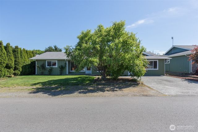717 E Spruce Street, Sequim, WA 98382