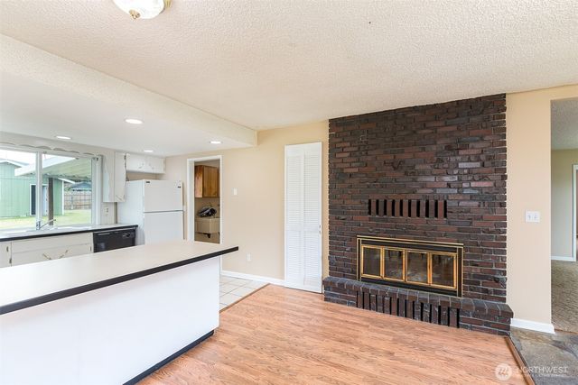 717 E Spruce Street, Sequim, WA 98382
