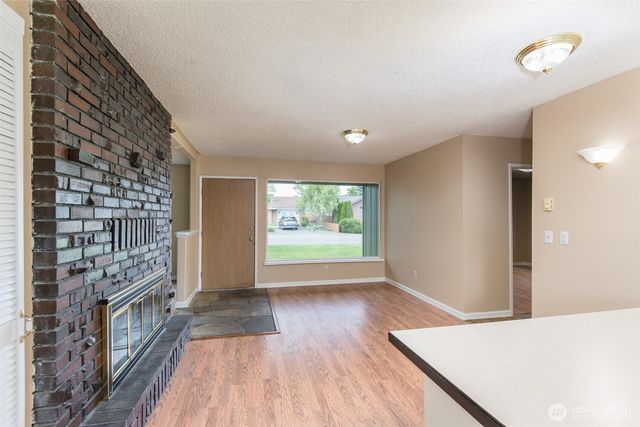 717 E Spruce Street, Sequim, WA 98382