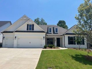 655 Highgrove Circle, Canton, GA 30115