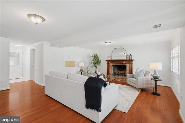 8915 BATTERY RD, Alexandria, VA 22308