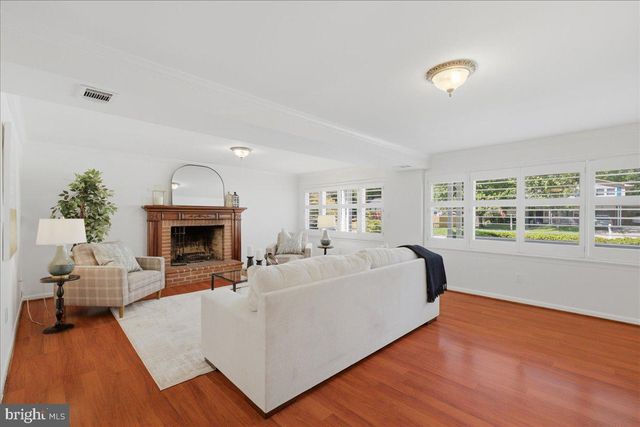 8915 BATTERY RD, Alexandria, VA 22308