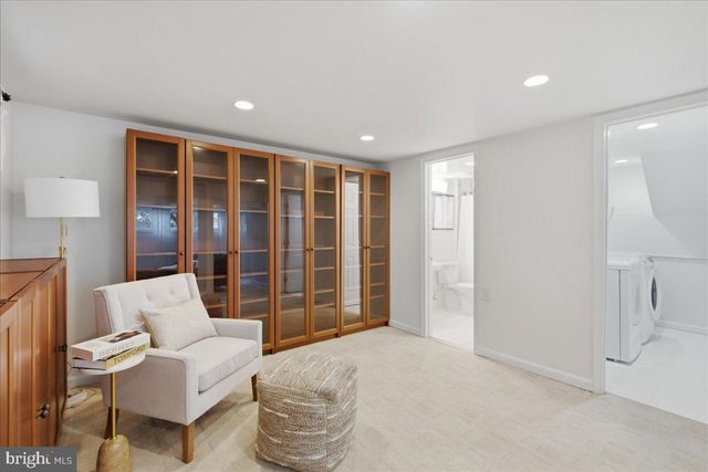 8915 BATTERY RD, Alexandria, VA 22308