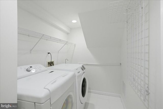 8915 BATTERY RD, Alexandria, VA 22308