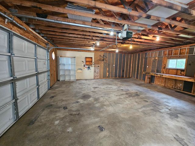 6709 W 145th Avenue, Cedar Lake, IN 46303