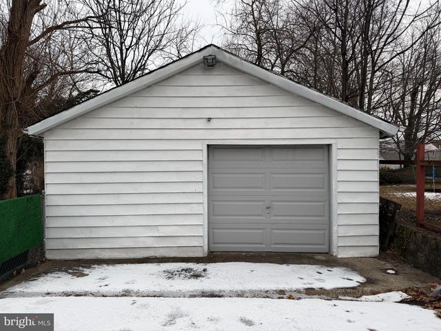 5028 JEFFERSON AVE, Pennsauken, NJ 08110