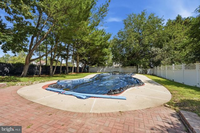 19 MOUNT VERNON AVE, Pitman, NJ 08071
