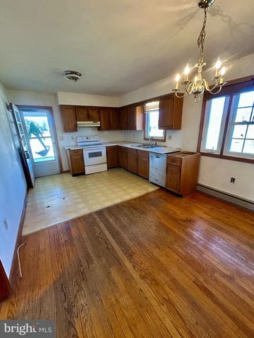 179 FURNACE RD, Wardensville, WV 26851