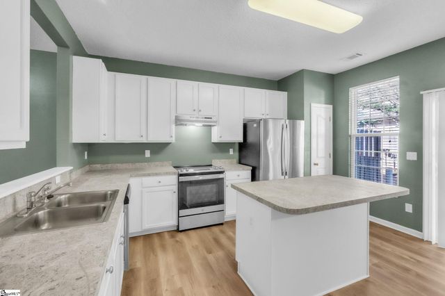 66 Sikes Circle, Mauldin, SC 29662