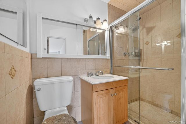 1853 Central Park Ave 7M, Yonkers, NY 10710