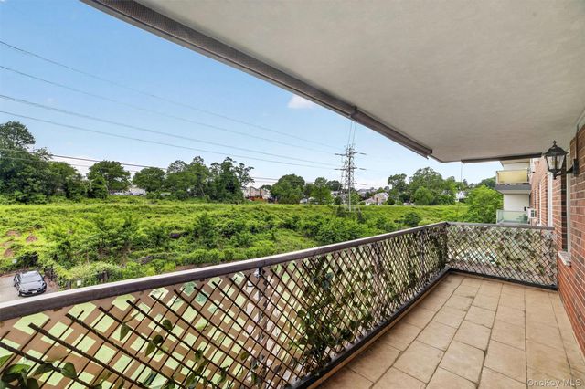 1853 Central Park Ave 7M, Yonkers, NY 10710