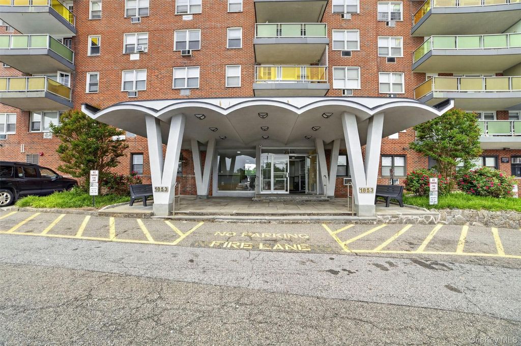 1853 Central Park Ave 7M, Yonkers, NY 10710